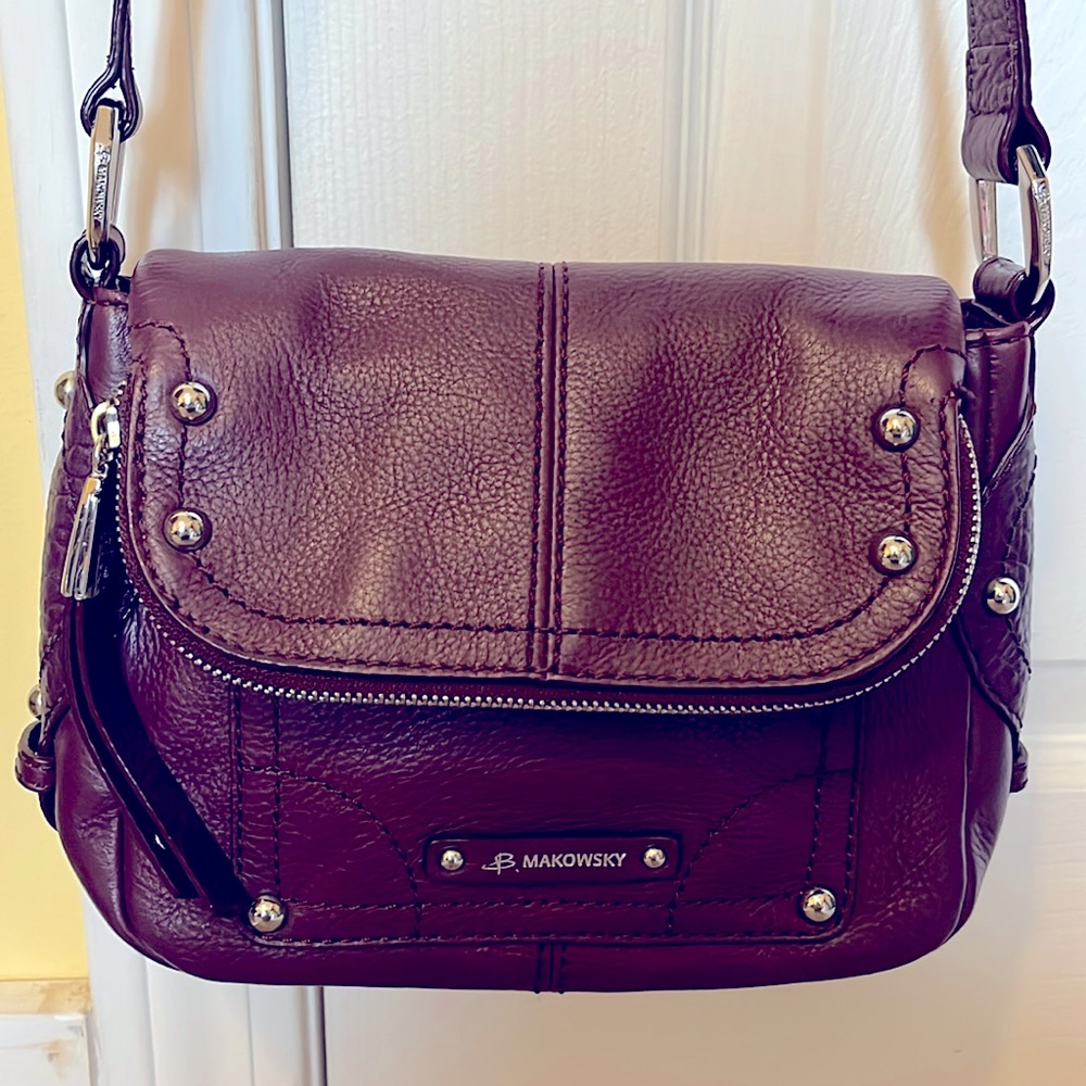 Small Purple Leather B Makowsky Bag